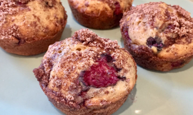 Raspberry Muffins with Streusel?